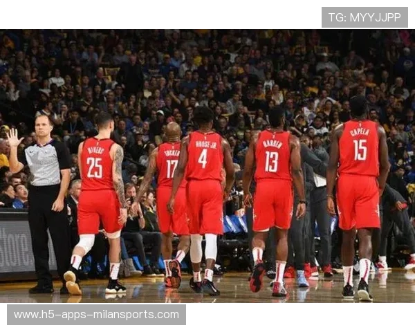 数据炸裂!火箭小将近三战抢断数据或载入史册 数据炸裂!火箭小将近三战抢断数据或载入史册