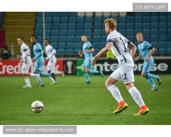 利兹联盯上荷甲新秀，全力提前签约谋划未来