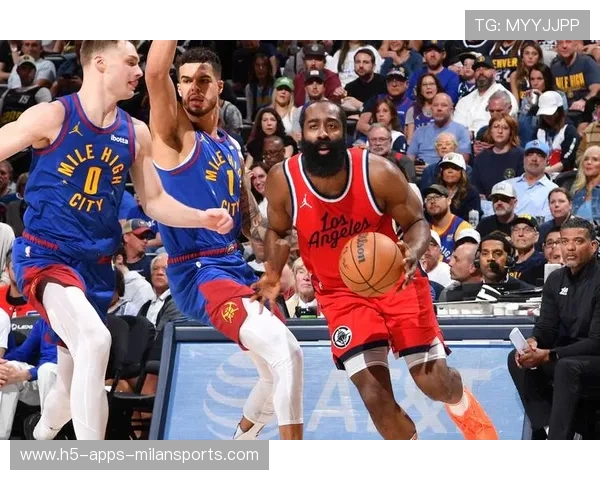 哈登突破造杀伤，快船进攻节奏完美，季后赛制胜关键