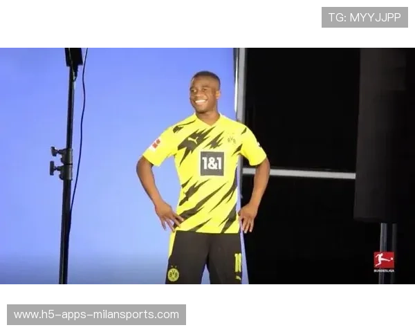 多特穆科科一次触球进攻轻松推射得分:从场上到日常训练的高效一触哲学 多特穆科科一次触球进攻轻松推射得分:从场上到日常训练的高效一触哲学