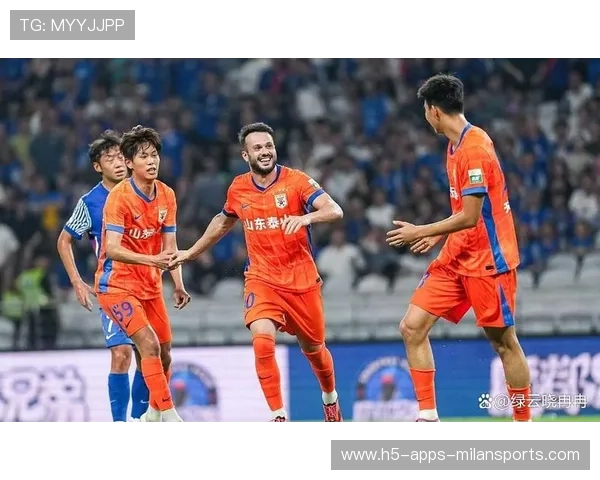 52次解围！头槌制胜！申花争冠关键战：麦麦提江，又造中超名场面