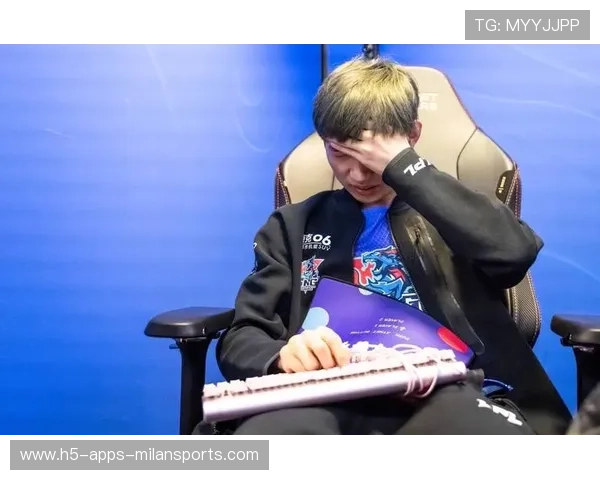 LPL辅助闪现开团完美命中多人,带你走进竞技游戏的核心魅力! LPL辅助闪现开团完美命中多人,带你走进竞技游戏的核心魅力!