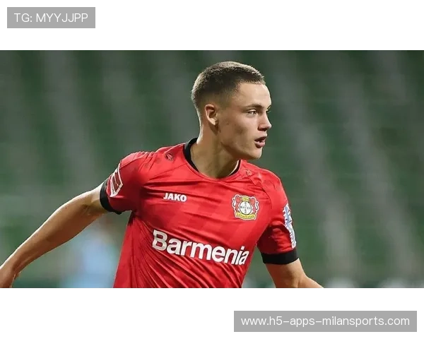 曼联新星崭露头角，热刺挑战成为关键战役